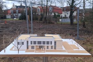 Das Modell der geplanten Familientagesklinik am zukünftigen Standort.